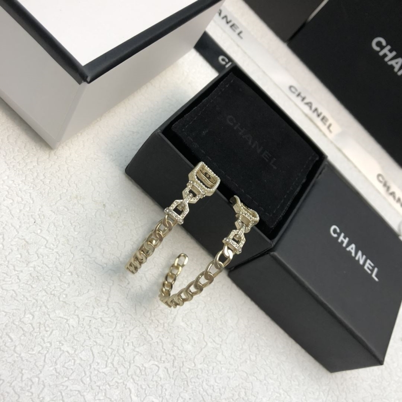 Ch**el earrings